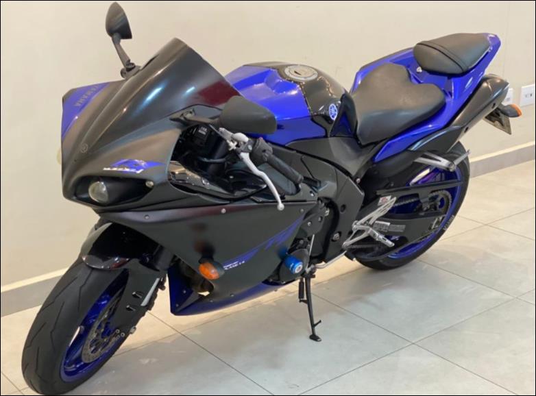 YAMAHA YZF R-1 1000 YAMAHA YZF R-1 1000